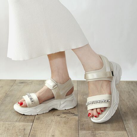 [^:252-09-9845]rW[؂₩ɍʂ遡LLPrW[؂₩ɉoFin(tB)̃rW[xNX|[cT_oꂵ܂B悭{[̂fUCɗ񂵂rW[ANZgɂȂꑫB̂fUCȂ̂ŏdȂ肷ȂDGfUCByĈ芴̂闚Sn~̉ɂ͒ᔽNbVZbgĂ̂őɂDAڂɔČy₩ȗSñXj[J[\[Ȃ̂ŒԂ̕stẴW[ȂǂɂœKłB5.5cmƒ悢̃\[͌ŌX΂܂Ȃ̂ň芴BxNfUCŒ߉\Ȃ̂Bfj⃏Chpcɍ킹̂͂łA^CgXJ[gv[cXJ[gAs[XȂǂɎ̂BǂȃR[fɂȂވꑫ̓J[ɂĕ͋C͕ς̂łCɓ̈ꑫ`CXāBᔽX|WiᔽX|Wgp邱Ƃɂs̏Ռ炰܂Bj*ᔽX|WEEE͂𕪎UAݍޗlȃNbVłB