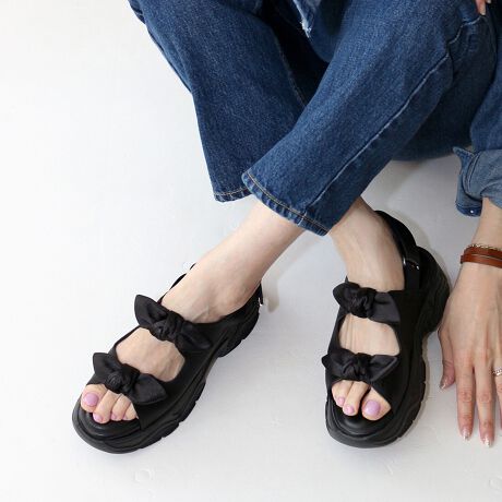 [^:252-09-9843]_u{ɒځG咍ڂ̃{gFin(tB)̃_u{xNX|[cT_oꂵ܂BAbp[̃_u{͊ÂȂ肷ȂtȃfUCȂ̂łǂȃR[fɂ₷̂BTChĂfUCł悭̂ŏdȂ肷ȂDGfUCByĈ芴̂闚Sn~̉ɂ͒ᔽNbVZbgĂ̂őɂDAڂɔČy₩ȗSñXj[J[\[Ȃ̂ŒԂ̕stẴW[ȂǂɂœKłB5.5cmƒ悢̃\[͌ŌX΂܂Ȃ̂ň芴BƂ̃xg̓TChɃSĂ̂ŃxgOɒEłDGfUCBfj⃏Chpcɍ킹̂͂łA^CgXJ[gv[cXJ[gAs[XȂǂɎ̂BǂȃR[fɂȂވꑫ̓J[ɂĕ͋C͕ς̂łCɓ̈ꑫ`CXāBᔽX|WiᔽX|Wgp邱Ƃɂs̏Ռ炰܂Bj*ᔽX|WEEE͂𕪎UAݍޗlȃNbVłB