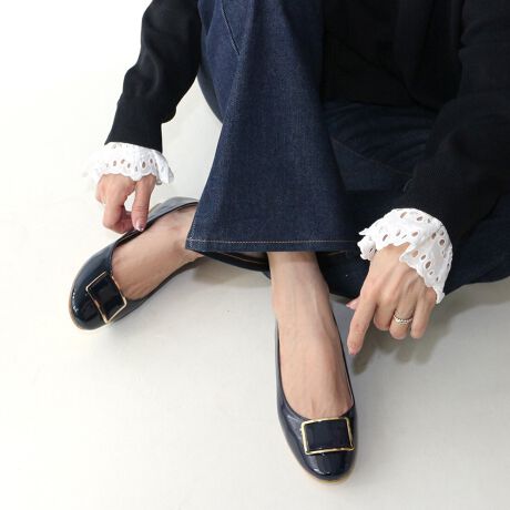 [^:253-02-9855]傫߂̃obNR[f̃ANZgɁAbp[̑傫ȃobNANZgɂȂFin(tB)̃EhgDobNtbgV[Yoꂵ܂B悢ۂ݂iȃEhgDtHɃS[hJ[̉iȃXNGAobN}b`Ăč̂ꑫɁB̂tFCNGifނő؂₩ɍʂ܂BfC[ŎgfUCiɎdグꑫ~̉ɂ͒ᔽNbVZbgĂ̂ŁAɂDʋΒʊwRigɂœKłBtFCNGifނȂ̂łƂJł̂|CgBtbg\[łȂAtɂȂ߂Ȃi̗ǂ킹DGfUCȂ̂ŁAfj⃏Chpc̃JWAȃX^C̃ANZgɂ͂AXJ[gR[f⃏s[X̃tF~jȃX^CɂBJ[ɂĕ͋Cς̂ŁACɓ̃J[őAbvf[gāBᔽX|WiᔽX|Wgp邱Ƃɂs̏Ռ炰܂Bj*ᔽX|WEEE͂𕪎UAݍޗlȃNbVłB