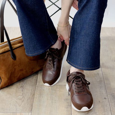 [^:253-01-9852]{[̂鑫ّfރRrɒ悢ANZgvXFin(tB)ّ̈fރ~bNXXj[J[oꂵ܂BCyɂłXj[J[͈ꑫ͎ĂԃACeB{[̂\[͒悢3cmŃX^CAbv܂BّfރRrR[f̃|CgɁ~̉ɂ͍NbVZbgĂ̂ŒԂ̕sɂœKłBɂtBbg鎊ɂ̗Sn͎v킸FႢ~Ȃقǖ͓IBfj⃏Chpcɂ͂AXJ[gX^CɂȂޖ\ACeBّfރRřy₩ȃfUC͓nFł܂Ƃ߂Ă̂łǂ̃J[IłR[fɎ₷g񂵂₷BCɓ̈ꑫ`CXāBX|WiX|Wgp邱Ƃɂs̕Sy܂Bj*X|WEEEKxȍdőxAĝ𒾂݂ɂlȃNbVłBqΉTCYrS:22.5cmMF23`23.5cmLF24`24.5cmLLF25cm