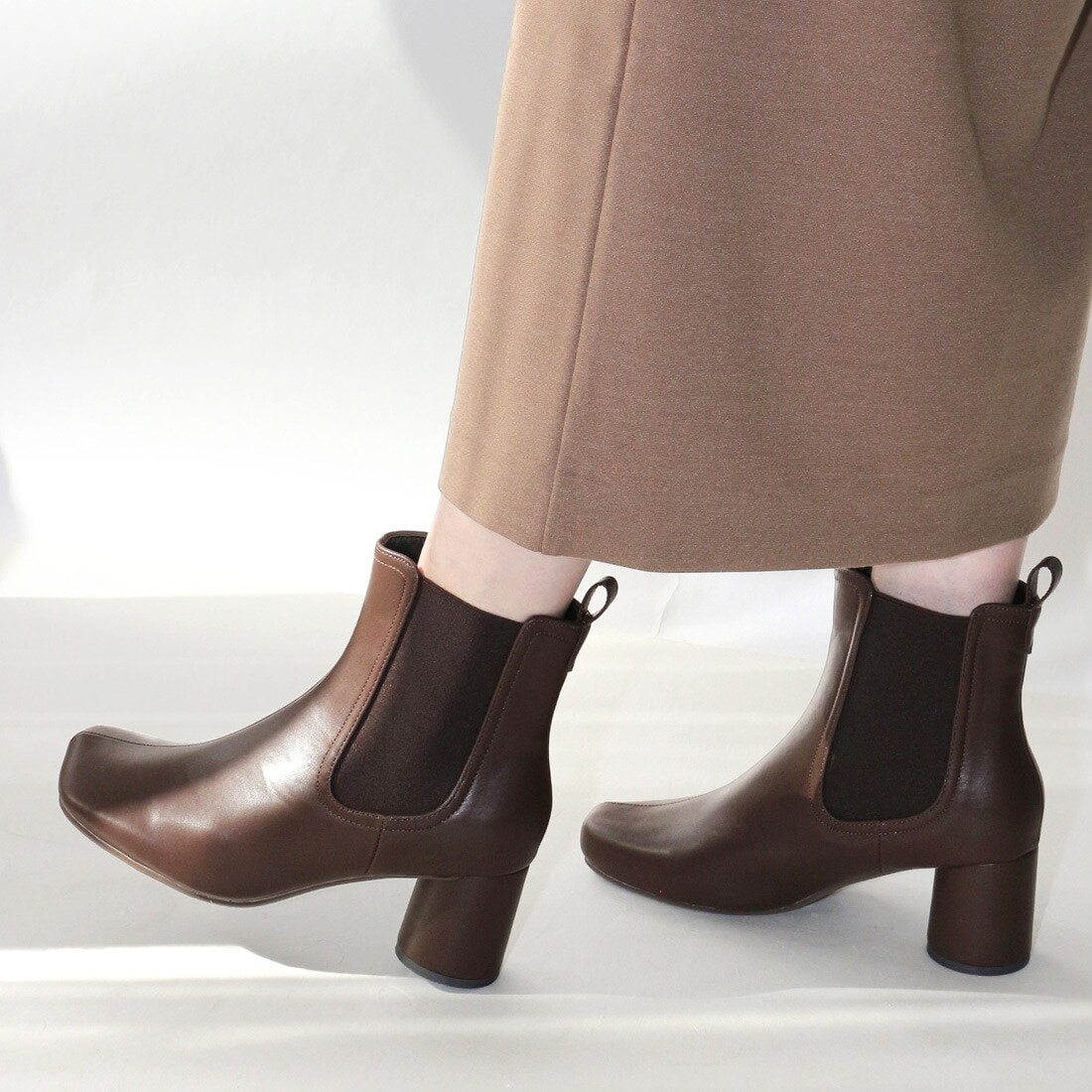 [}C]y25H~VzXNGAgDTChSAۃq[u[cyᔽX|Wz/tBiFinj BR