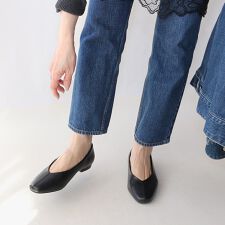 【26春夏新作】センターシームスクエアトゥフラットシューズ【低反発スポンジ入り】