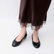 【26春夏新作】ラウンドトゥエナメルバレエシューズ【低反発スポンジ入り】