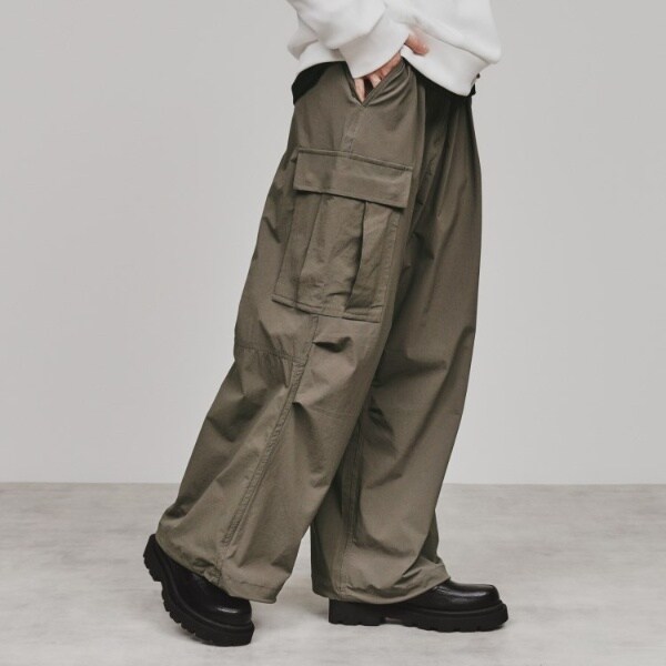 Tornado Mart コーティング ギミック フレア カーゴパンツ Tornado Mart コーティング ギミック フレア カーゴパンツ ナイロン