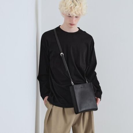 [^ԁF97901333]ṽXNGA^V_[obOB~j}ȃ{bNXobÓA[hX^Cɂ҂̃ACeBV_[Xgbv^ɂă|CgɁBzX}zȂǍŒ̉וŏoۂɕ֗ȃobOłBEV_[Xgbv͎O\łB116J[FtbvfUCETtBA[mE僊OЂ˂^117J[FtbvfUCETtBA[mFЂ˂^119J[FTtBA[m819J[FX[XubN118J[Ftbvg~OfUCEX[XubNE}Olbg^| BRAND CONCEPT |𒴂ĎxgfBViȃACex[XɁAA\rSƃXg[g̎RȔzA{Ǝ̃~bNXX^CĂ܂ByCɂȂ鏤i͂Cɓo^XXzîCɓo^ĂJ[̍ēגʒmAXg1_AZ[̒ʒmm点܂BuĥCɓo^ViēׂȂǁAuh̏󂯎邱Ƃł܂BƖ̊֌WɂAۂFČꍇ܂B܂Ap\REX}[gtHȂǂ̊ɂA኱iƉ摜̃J[قȂꍇ܂Bd:420g