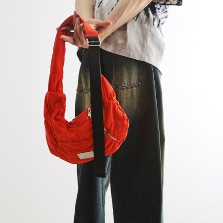 [^ԁF97904310]yfށznF|GXe019FubN悢򊴂ƂȂ₩̍vgpĂ܂B119FubN^167FIW^193Fu[}bgŒ悢nƔF̗ǂ̃iCfނgpĂ܂ByfUCzV[Y킸gAĝɃtBbgVGbg̃V_[obOBV[OĂՂƂ{[̂VGbgoĂ܂BV_[͒łAZČ|莝X^CAL΂Ď΂ߊ|łg܂Btg̃t@Xi[p[cƃ^v[gANZgɂȂfUCBF̂悳̐VFIWJ[ƃu[J[́AX^CÕANZgƂăIXXBydlzE|PbgFO~1 ~2| BRAND CONCEPT |𒴂ĎxgfBViȃACex[XɁAA\rSƃXg[g̎RȔzA{Ǝ̃~bNXX^CĂ܂ByCɂȂ鏤i͂Cɓo^XXzîCɓo^ĂJ[̍ēגʒmAXg1_AZ[̒ʒmm点܂BuĥCɓo^ViēׂȂǁAuh̏󂯎邱Ƃł܂BƖ̊֌WɂAۂFČꍇ܂B܂Ap\REX}[gtHȂǂ̊ɂA኱iƉ摜̃J[قȂꍇ܂Bd:315g(TvTCY)