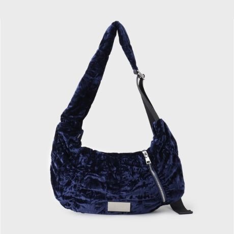 [^ԁF97904310]yfށznF|GXe019FubN悢򊴂ƂȂ₩̍vgpĂ܂B119FubN^167FIW^193Fu[}bgŒ悢nƔF̗ǂ̃iCfނgpĂ܂ByfUCzV[Y킸gAĝɃtBbgVGbg̃V_[obOBV[OĂՂƂ{[̂VGbgoĂ܂BV_[͒łAZČ|莝X^CAL΂Ď΂ߊ|łg܂Btg̃t@Xi[p[cƃ^v[gANZgɂȂfUCBF̂悳̐VFIWJ[ƃu[J[́AX^CÕANZgƂăIXXBydlzE|PbgFO~1 ~2| BRAND CONCEPT |𒴂ĎxgfBViȃACex[XɁAA\rSƃXg[g̎RȔzA{Ǝ̃~bNXX^CĂ܂ByCɂȂ鏤i͂Cɓo^XXzîCɓo^ĂJ[̍ēגʒmAXg1_AZ[̒ʒmm点܂BuĥCɓo^ViēׂȂǁAuh̏󂯎邱Ƃł܂BƖ̊֌WɂAۂFČꍇ܂B܂Ap\REX}[gtHȂǂ̊ɂA኱iƉ摜̃J[قȂꍇ܂Bd:315g(TvTCY)