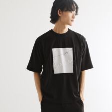 ボックス発泡ロゴTシャツ