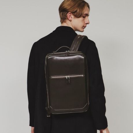 [^ԁF97901343]yfށzAU[gpobNpbNBقȂ2ނ̕\ʊBi019 ubNJ[jX[Xi043 uEJ[jX[Xi119 ubNJ[jVN ׂV{łByfUCzOIɎ[ɂrWlXłgobOB]vȂ͍̂킬ƂƂŁAǂȃX^Cɂ킹₷uꂽfUCvɎdグ܂Btgʂɂ́Aɂt@Xi[|Pbgt邱ƂґȎdlɁBobNʂ̏̃t@Xi[|PbǵAgтJMȂǂɎoMdiȂǂ̃ACe̎[ɕ֗łBʂɂ́uL[IxgvtĂAL[P[X̐LknhʂĂ܂BsoɊp܂Bt@Xi[́Aǎ̂郌U[t̗pĂ܂B{̓ɂ́up\Rvu^ubg[vȂǂ̎[łNbV̂|Pbg𓋍ځB|Pbgɒړۂɂ13D3C`p\R܂őΉĂ܂Btgʂɂ̓t@Xi[|PbgESʃ|PbgE_u|Pbgƃ|Pbg[Bt@Xi[|Pbg͋Mdi[ASʃ|PbgɂA4ށA_u|Pbgɂ̓KWFbg[ȂǁAprɍ킹ĎRɂg܂BydlzE|PbgFO~3 ~6EA4TCY[| BRAND CONCEPT |𒴂ĎxgfBViȃACex[XɁAA\rSƃXg[g̎RȔzA{Ǝ̃~bNXX^CĂ܂ByCɂȂ鏤i͂Cɓo^XXzîCɓo^ĂJ[̍ēגʒmAXg1_AZ[̒ʒmm点܂BuĥCɓo^ViēׂȂǁAuh̏󂯎邱Ƃł܂BƖ̊֌WɂAۂFČꍇ܂B܂Ap\REX}d:1 005g(TvTCY)