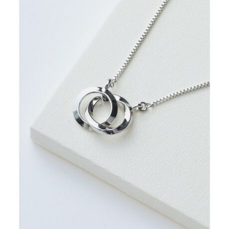 [^ԁF97901801]yfށz򊴂ƂȂ₩ȓ̐^JfށB݂ȂǂɋꂪȒPȂ̂ꂵ|CgłByfUCzאg̃fUCvXĂ郊OlbNXBVvŃ~j}ȃfUCg₷AlXȃX^COɍ킹Ă܂BS̓ВtŃMtg^v[gɂIXXłByTCYzSFi006^Vo[C106^Vo[nC506^Vo[n4C519^ubNn4j54D7cmSFi606^Vo[n5C619^ubNn5j43cm`[tHF1D9cmC`[tWF3cmCtHF12D7cmCtWF10D5cm| BRAND CONCEPT |𒴂ĎxgfBViȃACex[XɁAA\rSƃXg[g̎RȔzA{Ǝ̃~bNXX^CĂ܂ByCɂȂ鏤i͂Cɓo^XXzîCɓo^ĂJ[̍ēגʒmAXg1_AZ[̒ʒmm点܂BuĥCɓo^ViēׂȂǁAuh̏󂯎邱Ƃł܂BƖ̊֌WɂAۂFČꍇ܂B܂Ap\REX}[gtHȂǂ̊ɂA኱iƉ摜̃J[قȂꍇ܂B