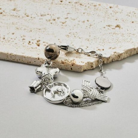 [^ԁF97904827]CpNĝp[cۓIȃuXbgI006J[p[p[cg^Cvp[p[c𒆐SɊÂ߂Ȉۂ̃p[cނgݍ킹ă{[Ă܂B̂jbPJ[ƃubNjbPJ[gݍ킹Ă܂B106J[^[RCYp[cg^CvlCeBuYGȑgݍ킹B̂jbPJ[̃bLɁuni݂jv邱ƂŃp[c̍aɁunv荞ݒNpVo[ANZ̗lȃBe[ŴۂɁBTCY\ȃ`F[tŕLɒp܂B006J[EEE18D5`21D5cmΉ106J[EEE19`22cmΉX^CÕANZgƂȂuXbgBS̓ВtŃMtg^v[gɂIXXłB| BRAND CONCEPT |𒴂ĎxgfBViȃACex[XɁAA\rSƃXg[g̎RȔzA{Ǝ̃~bNXX^CĂ܂ByCɂȂ鏤i͂Cɓo^XXzîCɓo^ĂJ[̍ēגʒmAXg1_AZ[̒ʒmm点܂BuĥCɓo^ViēׂȂǁAuh̏󂯎邱Ƃł܂BƖ̊֌WɂAۂFČꍇ܂B܂Ap\REX}[gtHȂǂ̊ɂA኱iƉ摜̃J[قȂꍇ܂B