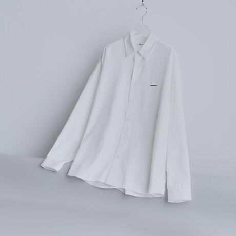 [^ԁF17084400]yfށzeƂ򊴂̂|GXecCfނ̗pĂ܂Bg~͂̐nłByfUCzTbƂgI[o[VGbg̃VcB1g͂AWPbg̃Ci[܂ŕLg܂B2p^[̃fUCy݂A\[gVcBi001E019E023J[jɗ̊̂XNGAv[gvgꂽVcłBVvŎg₷Ã|Cgۗ܂Bi112E119E143E194J[jɂăOf[V{ꂽVcBZW̐Fωy݂ꖇBLC߃XbNXƂ̃X^COXXłByTCYz01TCYiSjF160`170cm02TCYiMjF165`175cm03TCYiLjF170`180cmW̌^ɂڈɂȂ܂| BRAND CONCEPT |𒴂ĎxgfBViȃACex[XɁAA\rSƃXg[g̎RȔzA{Ǝ̃~bNXX^CĂ܂ByCɂȂ鏤i͂Cɓo^XXzîCɓo^ĂJ[̍ēגʒmAXg1_AZ[̒ʒmm点܂BuĥCɓo^ViēׂȂǁAuh̏󂯎邱Ƃł܂BƖ̊֌WɂAۂFČꍇ܂B܂Ap\REX}[gtHȂǂ̊ɂA኱iƉ摜̃J[قȂꍇ܂B