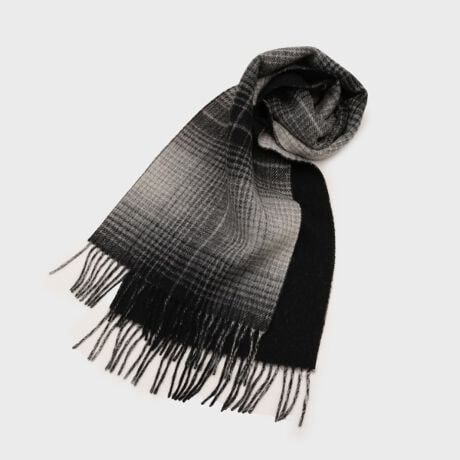 [^ԁF97904220]yfUCzE[ɃJV~uhAӂƏ_炩Ȏ̃}t[B{[}וȂAfނȂł͂̉Ə_炩ŊSngłBVvȃfUĈ߁AJWAłȂrWlXV[ɂgIItpACeBNX}Xãv[g^MtgɂIXXłB| BRAND CONCEPT |𒴂ĎxgfBViȃACex[XɁAA\rSƃXg[g̎RȔzA{Ǝ̃~bNXX^CĂ܂BƖ̊֌WɂAۂFČꍇ܂B܂Ap\REX}[gtHȂǂ̊ɂA኱iƉ摜̃J[قȂꍇ܂B