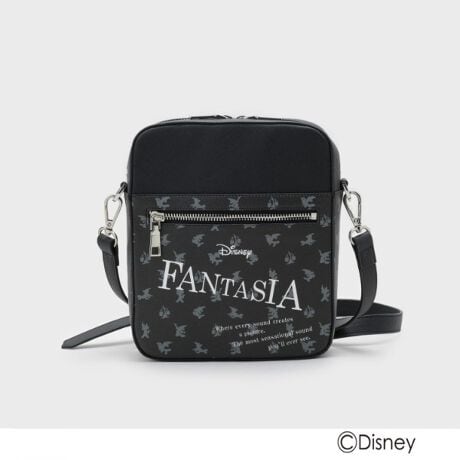 [^ԁF97905328]D]̃fBYj[JvZRNV̑5eBzf[V[YtɂāA҂ȃACe܂BȂɂVѐSvXobOByfށzTtBA[mvgpĂ܂Bx[XF̓CNWFbgvgyfUCzu@g̒qvƁuقṽmOfUCƁAngݍ킹oCJ[fUC̃V_[obOBtgɂ́wFANTASIAxtkDTAKEOKIKUCHIIWiSƉp̃vg{ANZgɁBnɂ́u߂@̖vvgBmoꂷxɁwFANTASIAx̐EςɐZfUCBydlzE|PbgFO~2 ~1| BRAND CONCEPT |𒴂ĎxgfBViȃACex[XɁAA\rSƃXg[g̎RȔzA{Ǝ̃~bNXX^CĂ܂ByCɂȂ鏤i͂Cɓo^XXzîCɓo^ĂJ[̍ēגʒmAXg1_AZ[̒ʒmm点܂BuĥCɓo^ViēׂȂǁAuh̏󂯎邱Ƃł܂BƖ̊֌WɂAۂFČꍇ܂B܂Ap\REX}[gtHȂǂ̊ɂA኱iƉ摜̃J[قȂꍇ܂Bd:345g(TvTCY)