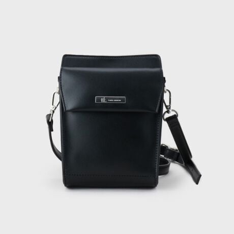 [^ԁF97901351]yfށzvgpĂ܂BJ[ɂĕ\ʂ̉HقȂ܂B019J[F悢nƌ̂X[X104^AC{[E113^`R[O[E119^ubNJ[F\ʂ̌^IȃTtBA[myfUCz^v[gANZgɂȂV_[obOBtgɃhbLOꂽtbv|PbǵAɎo̎[ɕ֗łB{̌iVjɂ̓}Olbg^utB܂A̓VO|Pbgɉăt@Xi[|PbgtȂ̂ŋMdi鎖łSłBJWALC߂܂ŕLX^COɍ킹₷fUCłBydlzE|PbgFO~2 ~2| BRAND CONCEPT |𒴂ĎxgfBViȃACex[XɁAA\rSƃXg[g̎RȔzA{Ǝ̃~bNXX^CĂ܂ByCɂȂ鏤i͂Cɓo^XXzîCɓo^ĂJ[̍ēגʒmAXg1_AZ[̒ʒmm点܂BuĥCɓo^ViēׂȂǁAuh̏󂯎邱Ƃł܂BƖ̊֌WɂAۂFČꍇ܂B܂Ap\REX}[gtHȂǂ̊ɂA኱iƉ摜̃J[قȂꍇ܂Bd:310g(TvTCY)