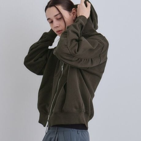 [^ԁF17035100]yfށz݊ƃ\tgȃ^b`̃_{[fނgpĂ܂ByfUCzOɐ؂ւăV[OfUCꂽłBVvɌȂ̃V[OANZgɂȂfUCBfނ̗ǂt[h̗̊|CgBgAA̓I[o[TCY݌v̂VGbgBRpNgɂ邱ƂŁAn̂VGbgɎdグĂ܂BydlzE|PbgFO~2yTCYz02TCYiMjF165`175cm03TCYiLjF170`180cmW̌^ɂڈɂȂ܂B| BRAND CONCEPT |𒴂ĎxgfBViȃACex[XɁAA\rSƃXg[g̎RȔzA{Ǝ̃~bNXX^CĂ܂ByCɂȂ鏤i͂Cɓo^XXzîCɓo^ĂJ[̍ēגʒmAXg1_AZ[̒ʒmm点܂BuĥCɓo^ViēׂȂǁAuh̏󂯎邱Ƃł܂BƖ̊֌WɂAۂFČꍇ܂B܂Ap\REX}[gtHȂǂ̊ɂA኱iƉ摜̃J[قȂꍇ܂B