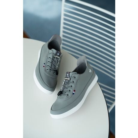 [^:LU5SRS26LZ]yƗuNEXTEPvV[YzJ̓łpł鐰JphXj[J[̂Ɨ郂fłB̓łȂJ̓ɂph݌v̐JpXj[J[ɁAƗfUC𗎂Ƃ݂܂BƗ₷Ê₷lAƕ̃fUCdlAV[[XXgbp[𓋍̗pĂ܂Bɖh݌vɂ邱ƂŁAJ̓łƗ邤ꂵXj[J[ɂȂ܂BAEg\[͂ӂƌyyʐlłȂAnʂƂ̖ՂlAƕɃo[zuĂ܂BVvȃfUCȂATChɂ̓tXuh炵gR[̃e[vAuh̃SANZgɂȂĂ܂B܂AR[gX^CȂ̂ŁÂƂoItBXJWAɂ킹₷fUCłB