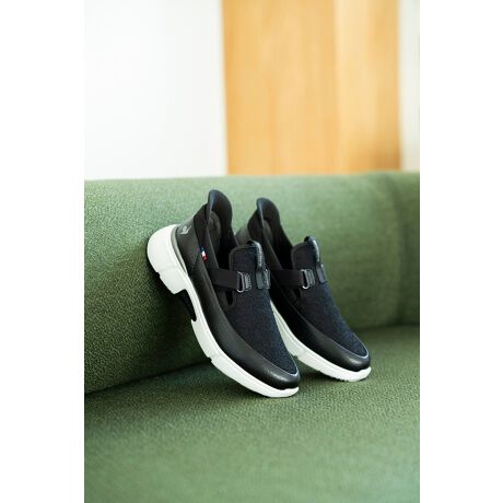 [^:LU5SSN23LZ]yƗuNEXTEPvV[Yz2024NtɓoꂵƗXj[J[uLCS [ṽXb|X^CB Ȑƈ萫̂\[̗pASnɍlȂX^CbVȃVGbgɎdグĂ܂B͂ƗfUCpč̗pBAbp[͂Ɨ₷Xb|X^C̗pȂAGKgȈۂ̑fނgp邱ƂŁAꂢڂ̃R[fBl[gɂ킹₷fUCɁBAEg\[͑OɑOɍs悤ȗSnڎw݌vɂȂĂ܂BȐl_ȃXbgAւ͕s̑̔P萫lTPUVN\̗p܂B܂AL̂ᔽC\[̗pBTChɂ̓tXuh炵gR[̃e[vƃuhSzuA炵R[fBl[gɍ킹₷GKgȃfUCɂȂĂ܂BAbp[̕ɂ͍E̍܂B