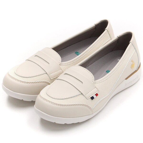 【お値下げしました✩.*˚】✽新品未使用品✽ 卑弥呼ふかふかスニーカーパンプス❤︎ 卑弥呼の走れるパンプス◇【撥水】WEB限定プレーンスニーカー