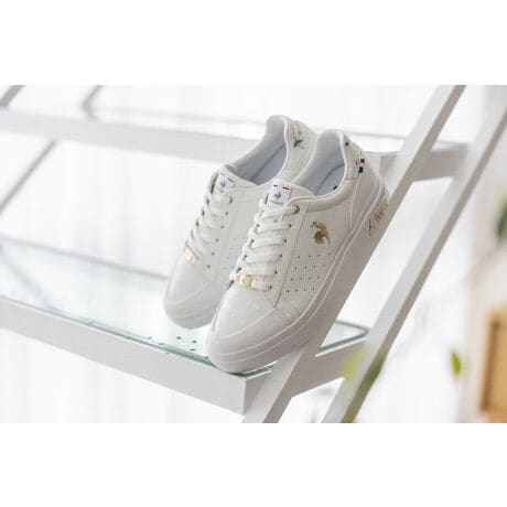 [^:LU5FRS76LZ]RXeBbNXȃp[cg|Cg̐JpfBwYɖfUCxRZvgɁA̗ǂ݌vȂA݂悤ɍHvꂽÕfUCBAEg\[̓vbgtH[()ȂAyʐȐɂAKxɃJbgEVAAOɂ3{̓KxȃXbgzuĂ܂B܂AJ̃V[ɑΉׂA͂ObvA萫l{gfUCɂĂ܂BC\[ɂ͒ʋCANbV̂I[\CgC\[gpĂ܂BfUCł̓q[p[cɑ嗝Ε𗎂Ƃ݁AGKgȈۂɁB@\ƃfUC𗼗܂BˑR̉JɂΉł̂ŁAǂȃV[ł̎̃X^COy߂1łBh݌v / Jp