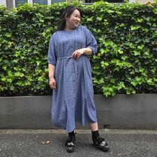 【洗える】幾何柄フロントボタンワンピース