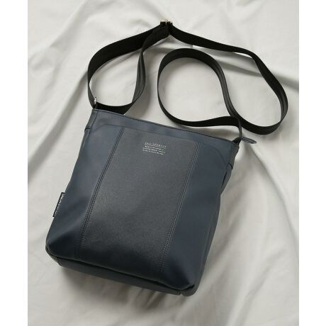 [^ԁFM0852EBG013]ԂȂ̂ɑeʁwPRO-SPERITYʒV_[obOxghɍEȂAigӎVvȃVGbgǋ܂B킹₷ȒPŎpIȈiłyf/fUCzPRO-SPERITY( vXyeB ) fޕʒBTtB[A[mfނƃX[Xfނ̐؂ւobOBVbNŗ\͓IBԂȌڈȏ̎[͂܂ByProsperity/vXyeBzProsperity(vXyeB)Ƃ́AuɉhEEK^vӖĂ܂BȂׂ̗ɂ鑶݂ł肽B̐l̗lXȕ_ɕݐƔɉh̊肢߂uhłBl̗lXȃV[ɑ΂āA̎X̗sAY⃌fB[XƂŒTOȂAt@bVA@\Ag₷ɈꂽobOuhłByUNION STATION/ jIXe[Vzu肰ȂivL[[hɑlɌAfފƒSnɂACeWJBЂ𒣂炸Ɏɍy߂Aꂢ߃X^CĂ܂B͕ʂĂ݂Ȃ܂̐S邭Ȃ胏NNA₩ȍgĂ悤ȁhꒅh͂܂BOł̎Be摜͌̉ŁAۂ̏i薾邭ꍇ܂Bi̐F͐nAbvEX^WIBẻ摜QlB摜̏i̓TvƂȂ܂̂Ŏۂ̏iƎdlAHATCY኱قȂꍇ܂B