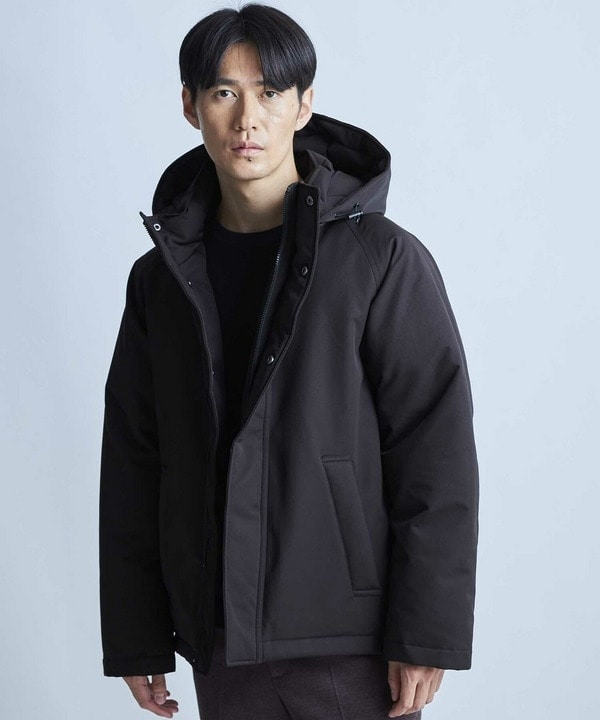 1PIU1UGUALE3 RELAX(ウノピゥウノウグァーレトレ)ハイネックバックロゴ