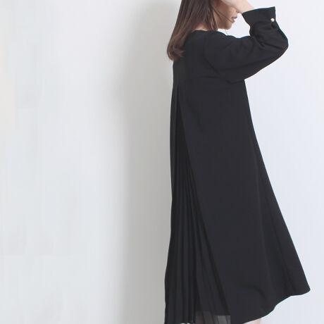 洗える M 4l カットジョーゼットバックプリーツワンピース インシード Incede ファッション通販 マルイウェブチャネル