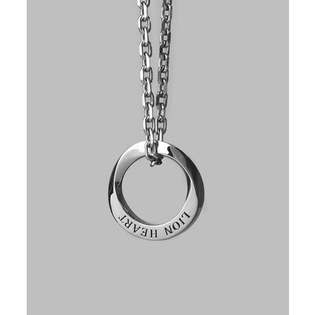 [^:03NE072ASV]yAM[Ή / T[WJXeXz肰ȂfUCꂽLION HEARTS̃VvlbNXygLH-1hcCXgOlbNXzVvȃT[N`[t1]fUCBLION HEARTSy_gɂ肰ȂfUCANZgɂȂĂ܂B͂߂ĒɈSȃT[WJXeXfނŐBLONX}XȂǂ̃MtgV[YɃyAANZv[gƂĂIXXłBuh̃ACfeBeB𔽉fuhAT[WJXeXؖfލ󂪕KiɔfĂ܂Bׂ₩ȕËȂmÂsĂ܂BR[fBl[gVvȃTCY͈ڗAlXȃt@bVɑΉv܂Bp[J[AXEFbgAI[o[TCYgbvXȂǂ̃JWAX^CAZbgAbvAWPbgAVcȂǂ̂ꂢ߃X^CȂǁAlXȃR[fBl[gɍ킹₷ĝfUCłBT[WJXeXT[WJXeX͔ɗDAfC[[Xɂ҂ȑfށBAM[̕łgpĂ̂ŁApłȂv[gƂĂSĂIт܂B⊾ɂKтɂAϐFɂ̂ł̎ԂقƂǂ܂ByLH-1-GGC`-zu߂ĒANZT[CIn[głlɁvƂz琶܂ꂽAt@bVEX^CEV[I΂ȂfC[[XȃRNVB BeX}[gtHEp\RȂǂ̃j^[ɂAʏƎ̐FقȂČꍇ܂BAM[ɋfނłAAM[̌͗lXȈׁA100%ȂƂ񑩂ł܂B\߂ByLION HEART-CIn[g-z1996N瑱hXeBbNuhBuhRZvǵwɕωꂸ VȉlςVFA ANZT[uhBuh̗jCIn[g̃uhl[́Ap`[h1hThe Lion HeartedhɂȂŖÂꂽB`DŁAhȍsDވAsdSقǂ̔MS̎傾uqSvB̕ՓIȌhׂl̂悤ȑ݂ł葱AVѐS܂łYȂAl̒jɎxuhł肽AƂ肢߂āBƂĂ͂܂C|[gVo[WG[ZNgVbvƂāACO̐VifUCi[B̍i{ɏЉB܂hXeBbNuh̔@AIWiv_Ng̊JȂǁAYANZT[EB