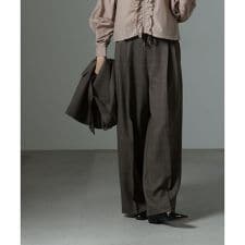 ストレッチサージピンタックイージーワイドパンツ（セットアップ可）