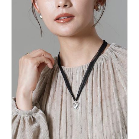 [^ԁF6714246040]Vo[̋Pn[g`[ty2024 AWzWOLF CIRCUSiEtET[JXjwVo[̋Pn[g`[txiDǂ˔Vo[̃n[g`[tN[Ȉۂ̃lbNXBVÑR[hƑgݍ킹ꂽ▭ȃfUCAVvTVcɍ킹邾ŃObƂȂꊴUP܂Bgpɂ͖ܘ_A肰ȂVѐSfUCMtgɂ΂ACełB\DETAIL\EVo[̃n[g`[tN[Ȉۂ̃lbNXEVÑR[hƑgݍ킹ꂽ▭ȃfUCEVvTVcɍ킹邾ŃObƂȂꊴUPEƂMtgɂ߁EȂn[g`[tlJWAɏd\FABRIC\EX^[OVo[fރ[J[NOFJONI NECKLACE6[J[J[:yubNzblackyu[zblueWOLF CIRCUSiEtET[JXjWolf Circus ̓Ji_̃oN[o[_ƂA2010 NɃtBIi \ɂĐݗ܂BĩTCNfނgpAoN[o[̃X^WIō˔\`[ɂăfUC肳Ă܂BIő_e݂₷WG[쐬ƂtBIi̗z𔽉fA̎ȕ\ړIƂl̂ʂɊYWG[fUC܂yTCYz`[t: 2cm~2cm@R[h: 100cmTvɂĎBeA̐sׁAۂɂ͂鏤iƎdlTCYقȂꍇ܂B\񎞂͐Y̓sA͂\莞Oシꍇ܂̂ŁA\߂B̓BeɂFقȂꍇ܂BF̓X^WI摜̐FQƂ