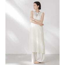 前後2wayダイヤ透かし柄ノースリーブニットワンピース