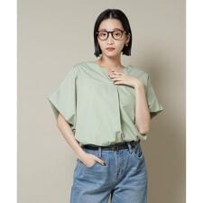 ナノユニバース(NANO universe)のドルマンワイドスキッパーブラウス