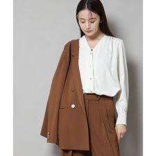 フロントボタンVネックブラウス