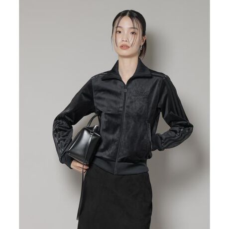 [^ԁF6715216009]ꖇŌ߂îubÑgbNWPbgy2025 AWzadidasiAfB_Xj_炩ȃxAngpAfB_XԂ̃gbNWPbgBɐGꂽuԂɐSn悳A_炩xAngpꒅłBfUCEgȕ͋CƒSn̗ǂǋꒅEtgɎhイSzuEɂ͂Ȃ݂adidasX[XgCv{ꂽfUCEtgWbv^ũuhS|CgɁEg₷TCht@Xi[|PbgtfށEiȌƊ炩xAfށE@gpJ[WJEԃJ[̃x[VbNȃubNR[fBl[gELbv킹ăJWA~X|[eB[X^Cɂ߁V[YE6715216008 adidas^VELVET TRACK JAKET@ASH BLUETCYE悭ƂTCY[J[iԁFU0917^JY2592[J[J[yubNzadidasiAfB_XjSẴAX[gB̍ō̃X|[cptH[}X̂߂ɐ݌vEJꂽuAfB_X X|[cptH[}XvA2001NɓoꂵXg[gX|[cEGAuhuAfB_X IWiXv𒆊juhƂēWJĂ܂B uAfB_X X|[cptH[}Xv̓tbg{[⃉jOȂǂ̃X|[cJeS[ΏۂƂA1948Nuhݗ̑nƎ҃AfB(Aht)E_X[̎vzɃAX[gō̃ptH[}X𔭊ł邱ƂڎwāACmx[VƃeNmW[ɒ͂iJsĂ܂BuAfB_X IWiXv́A1972N1995N܂ŁuadidasЁṽJpj[SgtHCSiOt̃SjɂAAX[ĝ߂ɊJꂽv_Ng̕iÃ݂gh𔽉fV샂fR{[Vɂv_Ng܂ŁALi葵Ă܂B戵@yсA͗ԂĉB_܂̎gp͂B܂͒܂gpBt@Xi[Eʃt@Xi[EtEobN͕Ă􂢉BnF̐iƈꏏ̐߂܂BTvɂĎBeA̐sׁAۂɂ͂鏤iƎdlTCYقȂꍇ܂B\񎞂͐Y̓sA͂\莞Oシꍇ܂̂ŁA\߂B̓BeɂFقȂꍇ܂BF̓X^WI摜̐FQƂBCɓo^ŃACeQbg CɂȂACeCɓo^āAȂ̗~̃Xg쐬ITQbgāA肨y݂Bmodel: H168cm pTCY: S