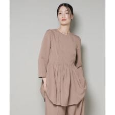 troisieme chaco／TWILL ペプラムトップス(セットアップ可)