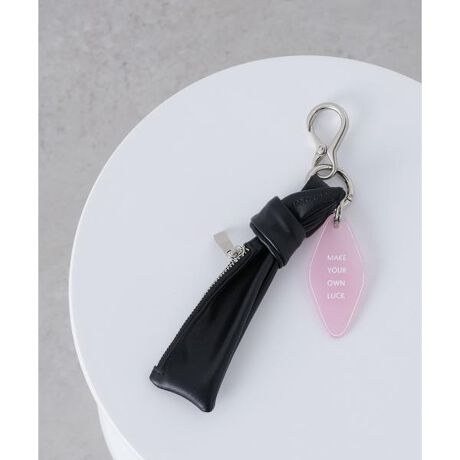 [^ԁF6716153004]ig̃obOɃvXāAbvɁIy2026 SSzADD CULUMNiAhJjƂӖ́uAMULET CHARM(Abg`[)vBіڂ|CgLIPP[XƃAN`[tZbgɂȂACeBủ^͎łށvƂbZ[Wv[gƂCɓLIPBAGɂċC㉟ɂȂ`[łBfUCEڂƋ@\LIPP[XERpNgŃL[z_[ƂĂ^ׂgѐEobOɕtĂƂANZgɂȂAAbvIEƂMtgɂ߁J[WJEǂȃobOɂ킹₷ubNR[fBl[gEig̃obOɕtăANZgɁ[J[iԁFA26S07A484[J[J[yubNz01BLKyTCYz(LIPP[X)4cm S16cm(p[c)3.5cm S7.5cmADD CULUMNiAhJjADD CULUMŃuǉvƂӖBAj}t[At@[t[̑fނgpobO𒆐SƂt@bVuhBx[VbNƂ͕ՓIȂ́B̒񋟂GRAnCNIeB[Ax[VbNȂ̃CtX^CɁB戵@ߓxȖC͂BJɔGꂽAȂǂ̐▀CɂẮAFߕ֐Fڂ肷邱Ƃ܂BɔGꂽ艘ꂽ肵ꍇ́A_炩zŌy@ĉBv́AԂ̌o߂ƋɁAC̎C⎇OAM≘ȂǂɂAAx^N܂BC̐ɂω܂̂ŁAVî܂܎[ĂĂω}鎖͂ł܂Bۊǂ̍ۂɂ͕ό`x^Ȃǂ̌ƂȂ鍂A˓̓ȂꏊŕۊǂĉBfނƖĂ̕ۊǂBTvɂĎBeA̐sׁAۂɂ͂鏤iƎdlTCYقȂꍇ܂B\񎞂͐Y̓sA͂\莞Oシꍇ܂̂ŁA\߂B̓BeɂFقȂꍇ܂BF̓X^WI摜̐FQƂBCɓo^ŃACeQbg CɂȂACeCɓo^āAȂ̗~̃Xg쐬ITQbgāA肨y݂B