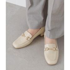 ゴールドパーツヒールローファー