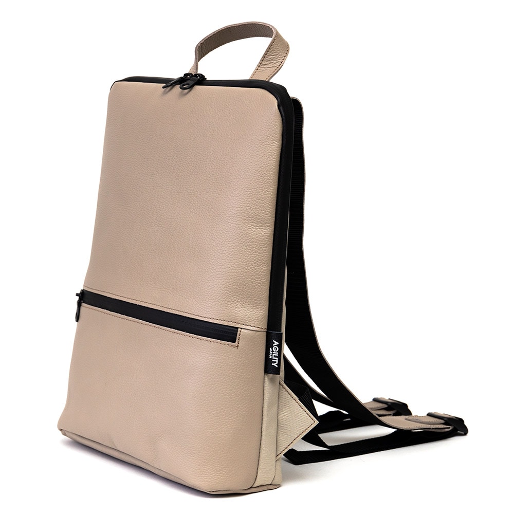 アーバンリュック/撥水レザー【薄いリュック PC収納対応】AGILITY