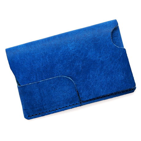 [^:0367-mr]yAGILITY affa(AWeB Abt@)zeBue[NiݑΖjvuICkv̐Zɂ薼h̋@ȂȂlׂ̈́A~j}ȋɔhłBuɎĂ΂炸Aoŋ}Ȗh̃^C~OĂזɂȂȂvȖhڎwuEEM~bNvɃ|CgufUCĂ܂BC|Pbg10O̖h[\łBC|Pbg̊O(O)ɖhZbgĂ΁AtbvԂ疼hɈoƂł܂B܂Atbv̊OɒՂh}āAꎞIȖhuɂ鎖\łBƂ̃TuhƂĎAƋ؂}Cio[J[hȂǂJ[hP[XƂĎgƂ\ȁAXȖhłB[i:03679188,03679189,03679190,03679191,03679192]yvɂāzMargot - }S[ -XNb`H̃C^AU[XNb`HICU[C^ÃgXJ[iB|eEAEGSnɂVirgilio Conceria ArtigianaЁiBWIER`FAEAeBW[ijA\ʂ̃XNb`H̃V_[vłB@BWIЂ1961NɑnƂꂽ^i[łB gXJ[iB̓`IȁuX[oX^j@v̗p鐔Ȃ^i[1łBX[oX^j@Ƃ́Av𒷎Ԃƃ^jtɐZ@BԂƎԂĂ܂Avւ̕S͏ȂAv̓܂Ń^jtݍł߁AƂĂYȎdオɂȂ܂BƂẮAoPb^@̐A^j₵ŐdグAICvȂ̂ŁAgނقǂɖ킢[FɕωÂ鎩RȉoėAoNω(GCWO)łvłB\ʂ̓XNb`Hɂ肴^b`Ń}bgȈۂłAgނقǂɒʏ̋tvȏ̉łAoNω̐U蕝͂̊vłByAt^[PAӁzɐZICvĂ̂ŁA{Iɂ͊@x̃PAŗǂԂۂĂ܂BNȏgpGCWOiނƁAoĂ܂̂ŁAvp̃N[hzĂƂŊv̎т܂B菇ƂẮA܂vp̃uVŕ\ʂ̉𗎂ƂAvpN[𔖂hzA@ŎdグĂBpxƂẮAĂɈxŏ\łBv{̕\fފ߂ɁA\ʂɖhHĂ܂BHۊǁA^̍ۂɎC荭ȂǂƂ܂B\ʂ̐F̔ZẂA̍╔ʁAxɂĈꖇꖇoقȂ܂B