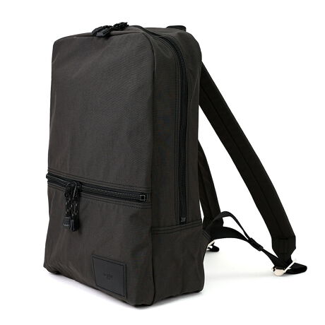 [^:0796-zn]yAGILITY affa(AWeB Abt@)z@NbNJWArWlXgX^CbVȒ`bNłByEkHiCgpAAEghAeCXgȂvƂ̑ǂlȕ͋CɎdグ܂BĂ傫Ȃ悢TCỸjZbNXbNłBʏA4TCYbNɔ׉iĂ̂ŏcX^CbVȃC[WɎdグ܂B{̃Ci[wʑɂA4TCY̏ނ13C`̃m[gPCNbVޓ̃|PbgĂ܂Bɏނł鏬|Pbg2A𑕒łtbNt̃e[v1Ă܂BCi[TChɂ500ml̃{gĂĎ[łd؂肪ĂA{̃t@Xi[̃TChJ΃hNoł悤ɁAt@Xi[d؂̍߂ɐݒ肵Ă܂BʊOɂ̓t@Xi[|PbgĂAzpXP[XȂǏȏ̂Ă̂ɕ֗łB̃|Pbg͏㕔܂łȂĂ̂Ő܂肽ݎPȂǂ܂Bwʑɂ߂̈ʒuɃt@Xi[|PbgĂAX}[gtHɂē鍂ݒɂ܂BV_[xg̓NbVޓȂ̂ŒԔwĂĂɕׂÂ炭ȂĂ܂BV_[xg̓AWX^[Œ߂\ŁA]xg͂ԂȂ悤ɃXgbp[p[cɗ߂ĂƂł܂ByfނɂāzSalt Shrinking Nylon - kHiC -kH{Aâ悤ȃhCȃ^b`̃ViCłBkHƂ́A@ۂȖiŖc邱ƂŎɖc݂A@ۂ̑̐ς邱ƂŁA̕nkŋl܂悤ȕ dグ邱ƂoHłBn̖xグ邱ƂŁAʏ̃iCx܂B^XH(QȂӂƏ_炩Ȏ̎)gpĂAȃCNȎdオŔẑ悤݂܂AƂĂŷłB܂AH{Ă̂ŐH\ʂ藎Ă܂BiĤ܂܂ɂĂƐnɟݍł܂Ƃ܂̂ŁAGꂽۂ͌y@ĂBj