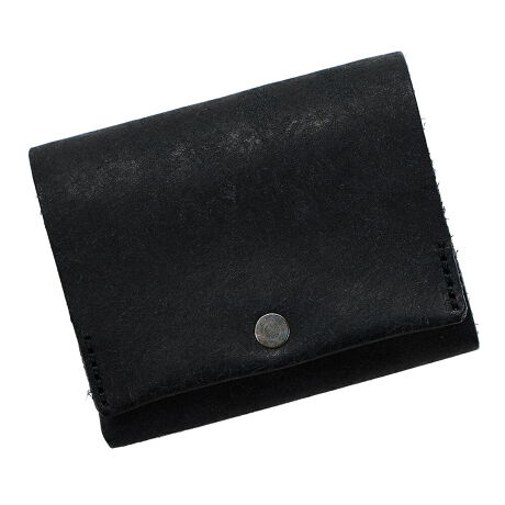 [^:0363-mr]yAGILITY affa(AWeB Abt@)zvG|PbgɓċCyɎgRpNgzłB ʂ̂ȂŌ݂}ARpNgȂg₷zڎw܂B tbvɗ悤ɊJA{̂͏cɎgC[WB̃Xbg̓J[hɂȂĂ܂BeXeb`ł܂肽ނɂ邱ƂŁA}ȂJ[hoꂵ₷悤ɍHv܂Bgn߂͊vd̂ł߂łAvȂł3`4̃J[hX[Yɏoł܂B̃|Pbgɂ10`15xK܂B̃|PbgE܂邾̂ɂȂĂ̂ŏKoꂵ₷ȂĂ܂BKɂ̓~jtbvĂ܂BzbNȂǂ͂Ă܂񂪁Ã~jtbv܂肽񂾏ԂŖ{̂ƏKяoȂ悤ɂȂĂ܂Bwʑ̃Xy[X͂DɂȂĂA10x̎܂BK̃~jtbvɉ`łD܂ȀԂŖ{̂܂BiKEJ[hꑤjOɂƂ邱ƂŁAD₷𑝂₵ĂX[Yɕ悤ɍHv܂B [03639188][03639189][03639190][03639191][03639192][03639201][03639202]yvɂāzMargot - }S[ -XNb`H̃C^AU[XNb`HICU[C^ÃgXJ[iB|eEAEGSnɂVirgilio Conceria ArtigianaЁiBWIER`FAEAeBW[ijA\ʂ̃XNb`H̃V_[vłB@BWIЂ1961NɑnƂꂽ^i[łB gXJ[iB̓`IȁuX[oX^j@v̗p鐔Ȃ^i[1łBX[oX^j@Ƃ́Av𒷎Ԃƃ^jtɐZ@BԂƎԂĂ܂Avւ̕S͏ȂAv̓܂Ń^jtݍł߁AƂĂYȎdオɂȂ܂BƂẮAoPb^@̐A^j₵ŐdグAICvȂ̂ŁAgނقǂɖ킢[FɕωÂ鎩RȉoėAoNω(GCWO)łvłB\ʂ̓XNb`Hɂ肴^b`Ń}bgȈۂłAgނقǂɒʏ̋tvȏ̉łAoNω̐U蕝͂̊vłByAt^[PAӁzɐZICvĂ̂ŁA{Iɂ͊@x̃PAŗǂԂۂĂ܂BNȏgpGCWOiނƁAoĂ܂̂ŁAvp̃N[hzĂƂŊv̎т܂B菇ƂẮA܂vp̃uVŕ\ʂ̉𗎂ƂAvpN[𔖂hzA@ŎdグĂBpxƂẮAĂɈxŏ\łBv{̕\fފ߂ɁA\ʂɖhHĂ܂BHۊǁA^̍ۂɎC荭ȂǂƂ܂B\ʂ̐F̔ZẂA̍╔ʁAxɂĈꖇꖇoقȂ܂B