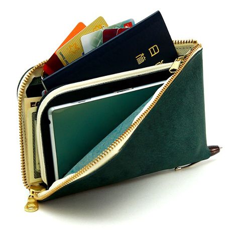 AWeB[Abt@̃{[W(vGu)/u[ʓIȒzƔׂĂAđ傫Ȃʂ̂ȂtHBgɒ]̂Lt@Xi[̗pAg₷fUCB͐܂炸Ɏ[ł܂BJ[h|Pbgɂ́ANWbgJ[hLbVJ[h܂Ƃ߂10ȏ[\łB{̔wʂɂ͎[DJtĂAʔ̃p[ct΃Nb`obOEFXgobOɁBV_[xgtāA΂ߊ|\ȃ|VFbgƂĐgɂ邱Ƃł܂BpX|[gX}[gtHȂǁAMdi܂Ƃ߂Ď[ł̂ŁACOs̍ۂɔɏd󂵂܂BpX|[g̑ɃȂǂĂ΁AiÂB{[y1{[łyz_[tĂ܂BiPhone7 PlusΉTCYłByvGuzC^AA^jȂ߂F߂ÓTIȐA^j₵@̒łAo_bV[EJЂɂuoPb^@vɂꂽ̂̏iłBo_bV[EJЂ̓C^A×̓`IȊv₵Z@łoPb^@ĂオA̐@ɑh点ƂŗLȃ^i[łB̃[c͒܂őkAꕔł͂WIn܂ƂĂ܂BD̂߁Ȃ݂̊v͍EgA@B̓ǂłAo_bV[Ђ̏ꍇAɋts邩̂悤ɓ`IȊvтĂ܂Bwił͂ȂAA^ĵ݂pԂ₳ꂽvɁAƒ{̂ˍ△ϕč̎悵x̍urvŎԂȂƉĂ܂BZɂ̂łƂĂԂƎԁARXĝƂłȂɃICɂAg񂾎̐F̏オYŁAGCWÔłB[^:16008863]