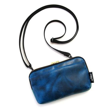 AWeB[Abt@̃p[N|VFbgW/LbvbNX(lCr[)yV_[obO ΂ߊ|zu|PbgɓĂg̉iЂƂ܂Ƃ߂ɁA₷RpNgɌgтł..vƂRZvĝ܂܁Az|VFbgƂĂ̋@\dR^łBʂ̊O|Pbgɂ́AX}[gtH[ł܂Bpɂɏoꂷ̂Ȃ̂ŁA|Pbg̓I[v^Cvɂ܂BȒPɔяoȂ悤ɁAɊ~ߌʂƃNbV̂郁bVfނgpĂ܂Bwʑɂ͏K܂ICJ[hȂǂĂ̂ɕ֗ȃt@Xi[|Pbg1B{͉̂Ńt@Xi[ŃR̎ɑ傫JARpNgȂ璆̂̂₷Ao₷܂B_ũXC_[ŁAJ߉\B~jz܂BCi[Ogɂ3̎d؂|PbgtBԉẼL[Oɂ̓X}[gL[⌮AJri𒼐ڑ\B2̃|Pbgɂ́AJ[h⏬܂BCi[wʑɂ̓t@Xi[|Pbgt̎d؂肪Bt@Xi[|Pbg͏̎dɕ֗łB̃Xy[Xɂ̓pX|[gAN[|AԌȂǂRɓ܂Bt@Xi[|PbgɏKÃXy[XɎ(܂炸ɓ܂j΂zobOƂĂgp\BxpłȂAʋΎTuobOƂăVbNȃU[X[cɂBWPbgɔE΂ΒʋΎ̑_ɁBA^j₵LbvyɁẢEnc̍HɂĐFAHvłBnEl̎Ƃɂőfグ߂vɁAbNXƂŒJɓh肱ł܂BŌɍACɂĂȂvX邱Ƃŕ\ʂɂYȃcAh̃bNXZW̃RgXg𐶂ݏo[FɎdオ܂Bv[AbvƌĂ΂邱̉H͐܂ȂĂ̂Ń[U[ɂČGCWÔ߂܂B^j₵v̓ōŏ͑S̓IɌ܂AgނɎɂȂݏ_炩ɂȂĂ܂B͊@xŗǂԂۂĂ܂B[^:05588556]