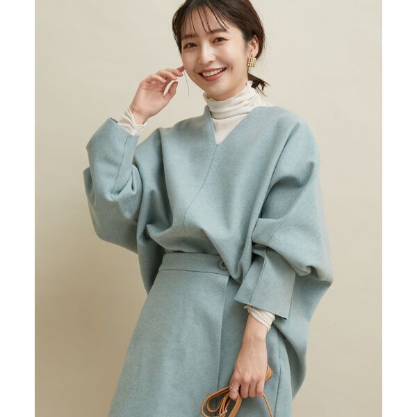 圧縮ニットソーキーネックドルマンプルオーバー