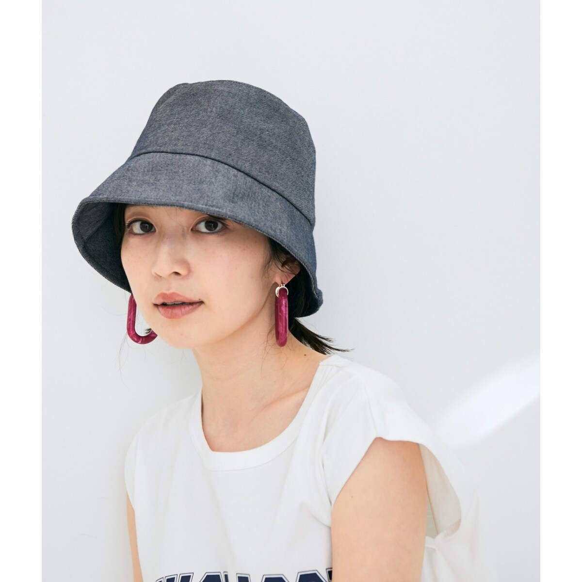 ブルーレーベルクレストブリッジ バケットハット リバーシブル