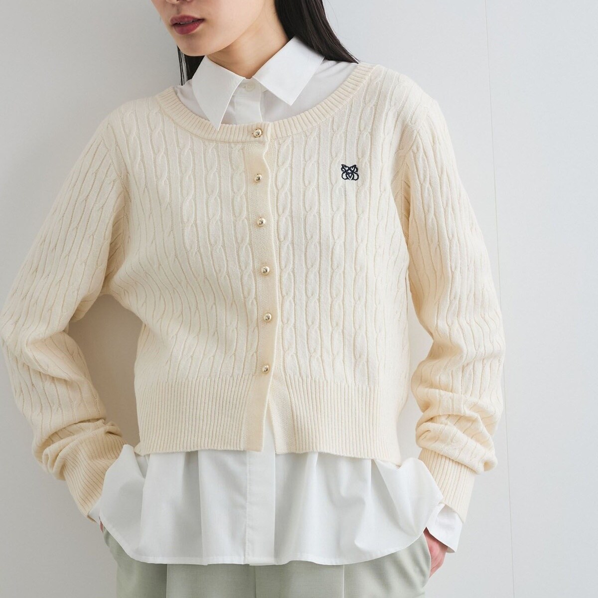 VIS ワンポイント胸刺繍ケーブルニットカーディガン＆プルオーバー　アンサンブル ワンポイント胸刺繍ケーブルカーディガン | ビス(VIS) | マルイ