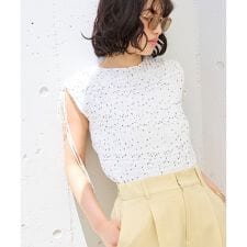 ビス(VIS)のプリーツシアーシャーリングブラウス