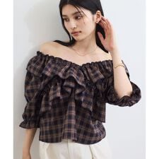 ビス(VIS)の【2WAY】フリルチェックオフショルブラウス