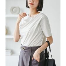 ビス(VIS)の半袖ドレープカットソー/WEB限定カラー